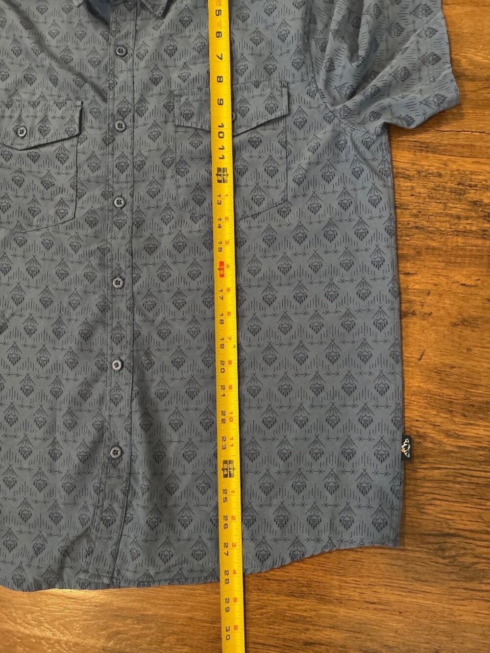 Mountain and Isles Button Shirt Blue Mens sz Medium - Picture 6 of 6